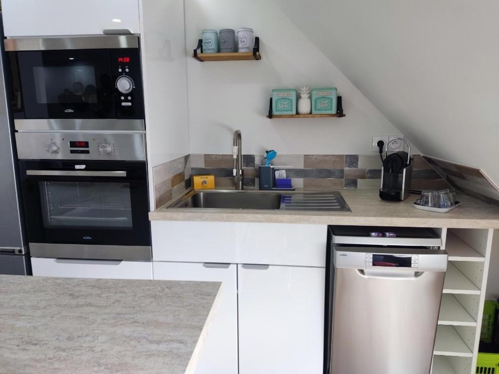 Comfortable Air-Conditioned T3 In The Heart Of Amboise With Parking Space Exterior foto